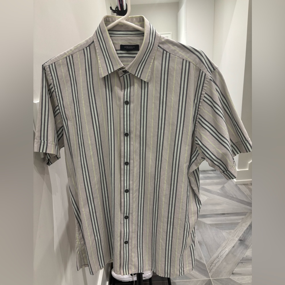 Vintage Burberry Men’s Short Sleeve Shirt, HongKong Size L